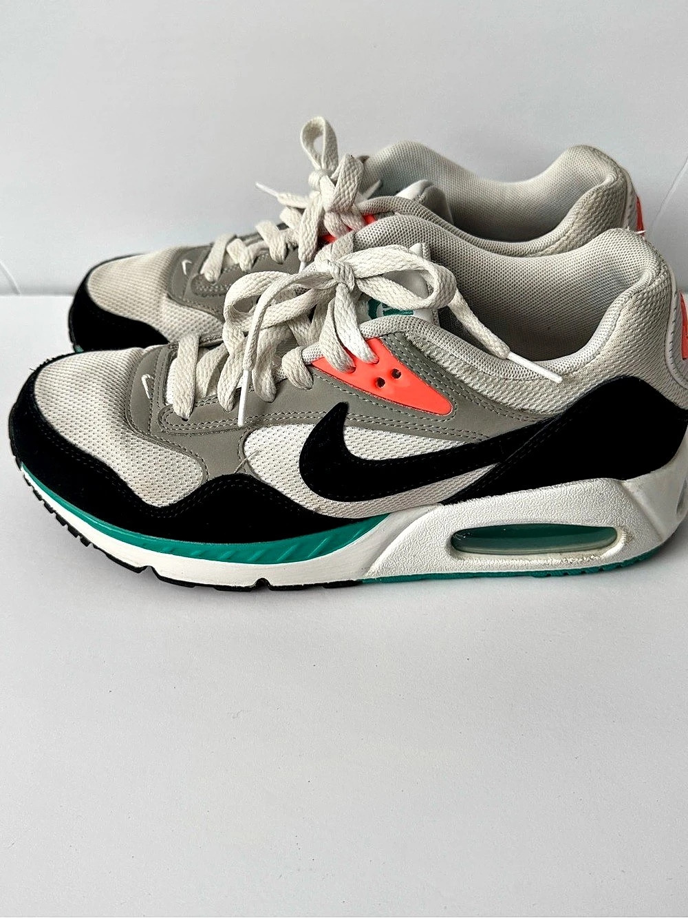 Nike Air Max Light Sneakers US 7.5 Gray & Black